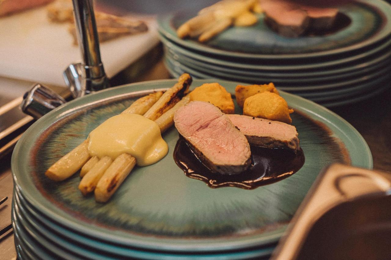 Gasthaus Baeren Niederrotweil Ngoại thất bức ảnh